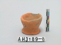 藏品(紅色細砂小陶杯)的圖片